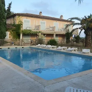 https://hotel-dei-marres.fr-provencehotel.com