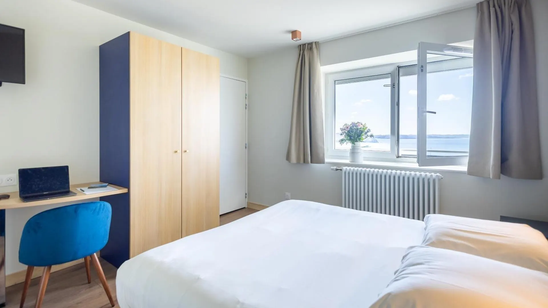 APAS BTP Camaret sur Mer Hotel